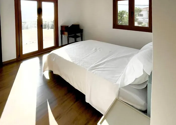 Villa Persephone's *