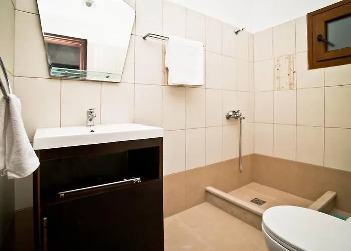 Persephone's * Panormos (Kalymnos)